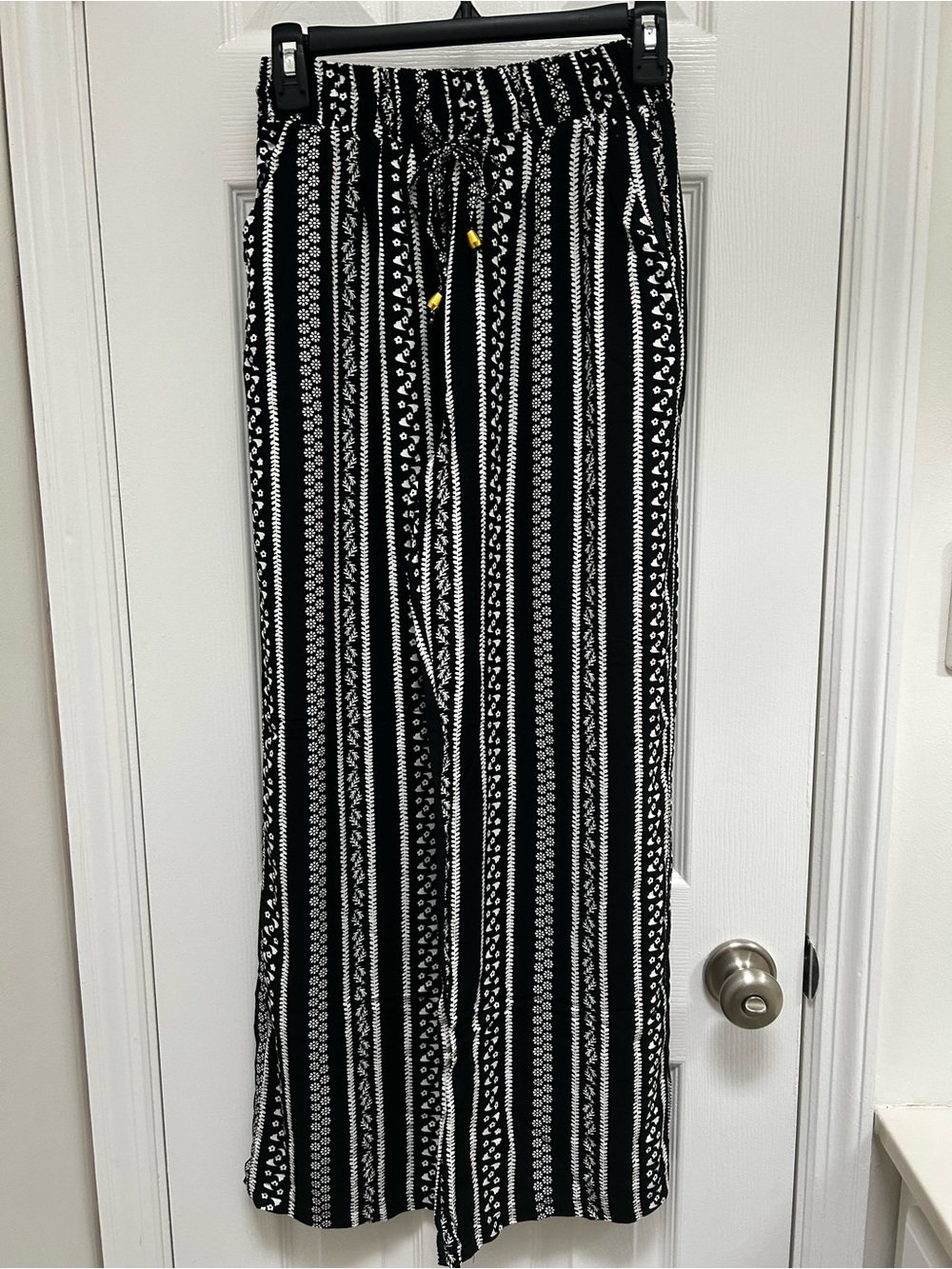 Wander Black & White Vertical Stripe Wide-Leg Pants
